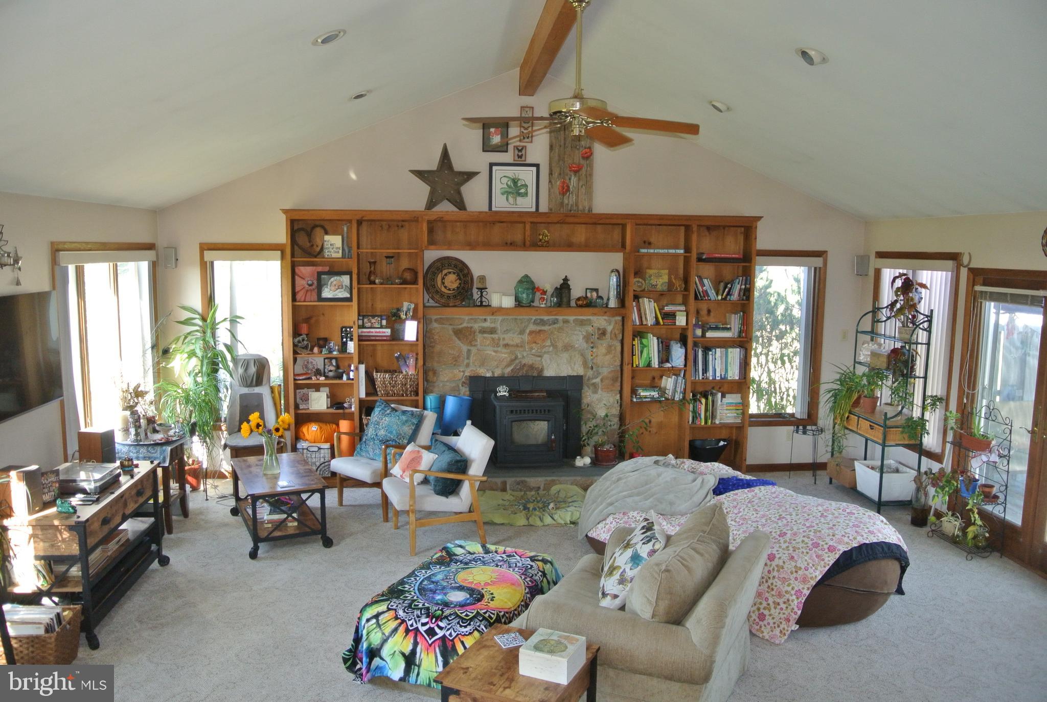 1407 Spring Valley Road East Greenville, PA 18041 - Photo 5 of 16 Gallery Image 5