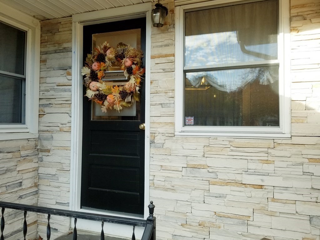57 Rosedell Drive Westfield, MA 01085 - Photo 5 of 32 Gallery Image 5