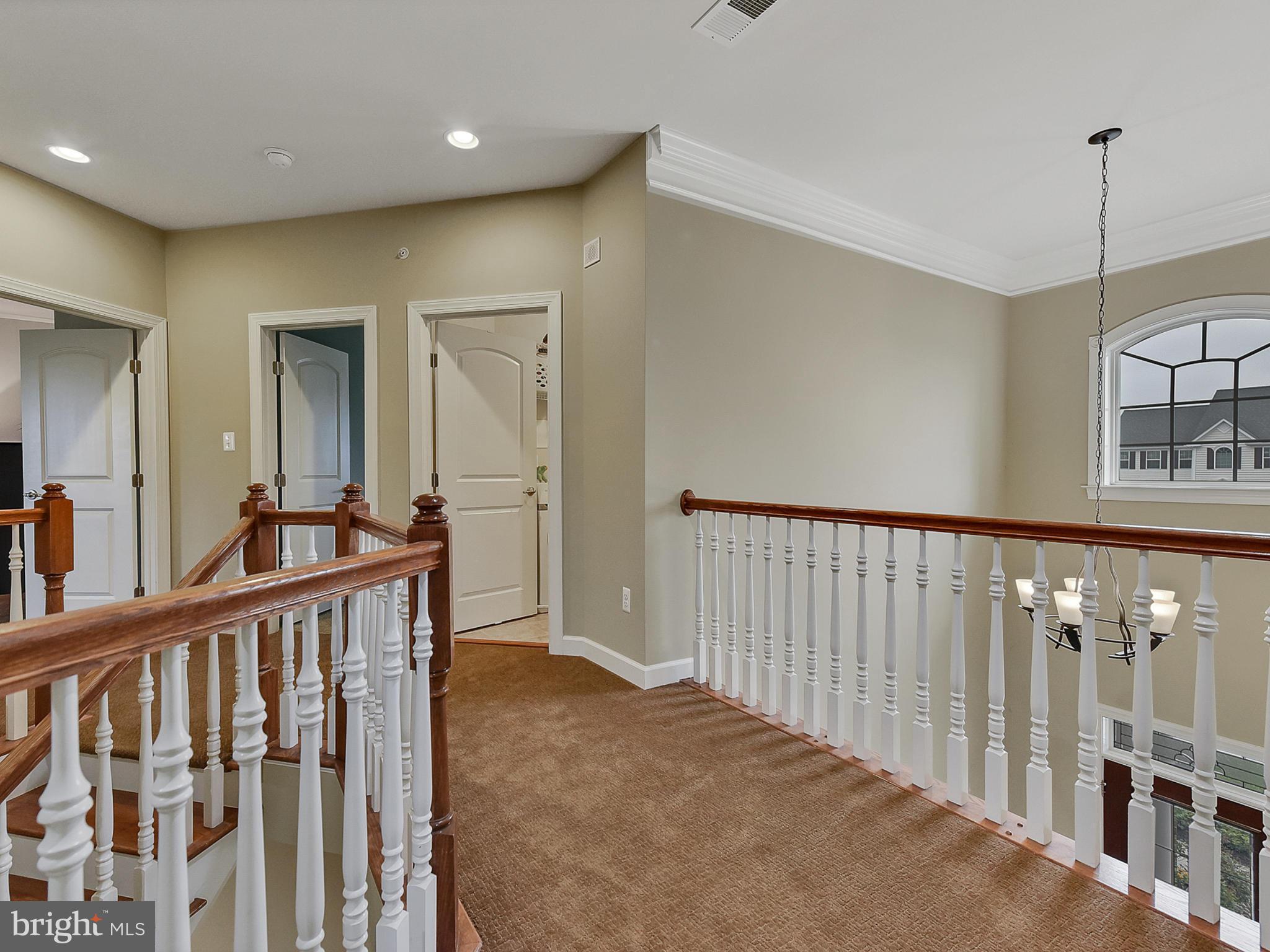 9176 Bealls Farm Road Frederick, MD 21704 - Photo 42 of 73 Upper hallway overlooks foyer.