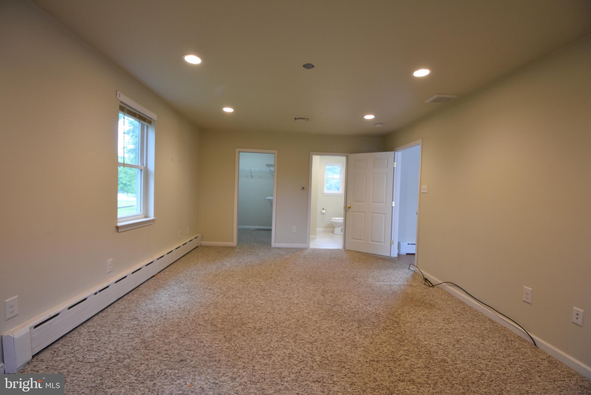 1640 Clearview Road Lansdale, PA 19446 - Photo 23 of 49 bedroom 1 (main)