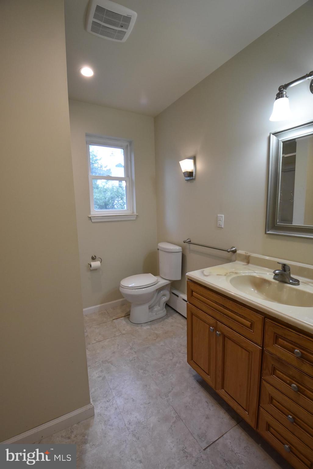 1640 Clearview Road Lansdale, PA 19446 - Photo 26 of 49 bedroom 1 attached bath