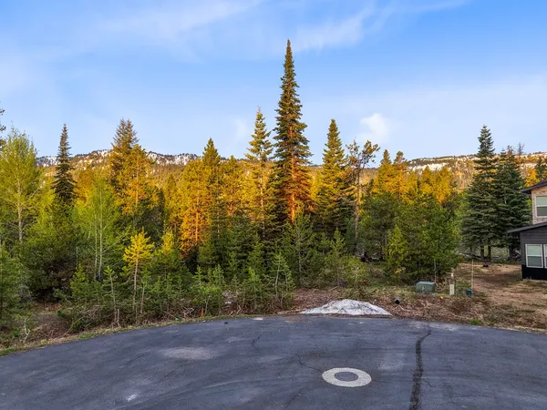 $210,000 | 15 Herons Nest Court, Unit 52, Donnelly, ID 83615