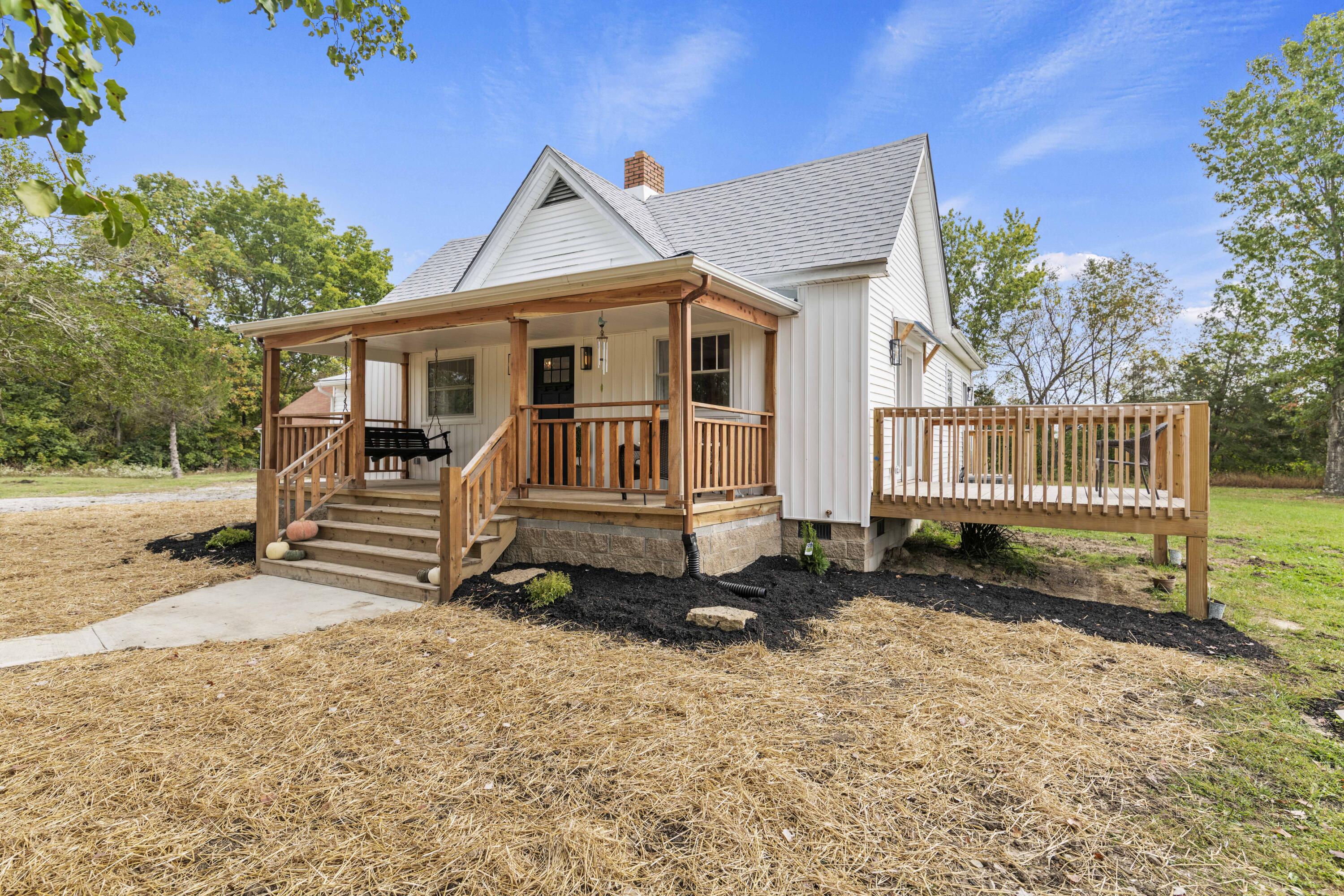 2430 Log Lick Road Winchester, KY 40391 - Photo 9 of 96 20231005-2430-Log-Lick-Rd-TEMedia-007