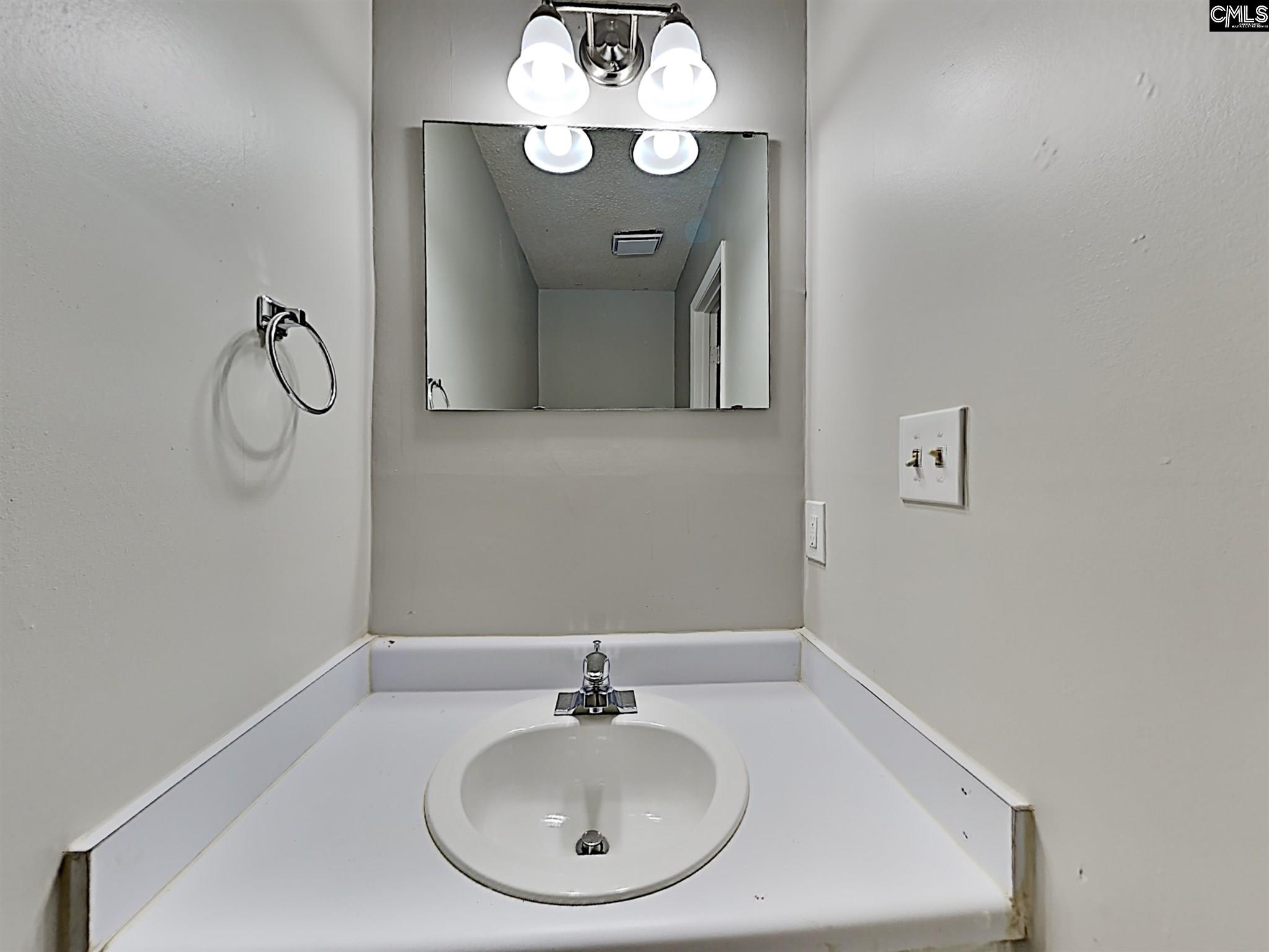 2116 Greenoaks Road, Unit B Columbia, SC 29206 - Photo 9 of 14