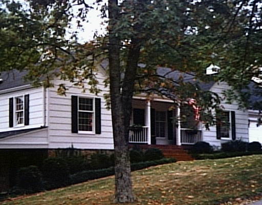 208 Franklin Road Lookout Mountain, TN 37350 - Photo 1 of 1 Primary Photo