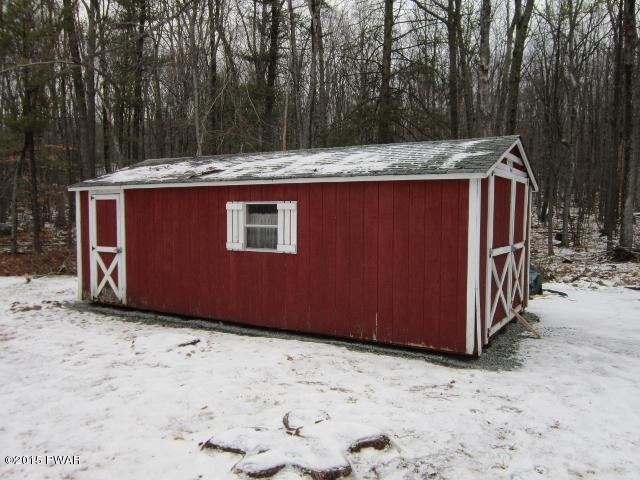 110 Dawson Road Hawley, PA 18428 - Photo 5 of 25 Gallery Image 5