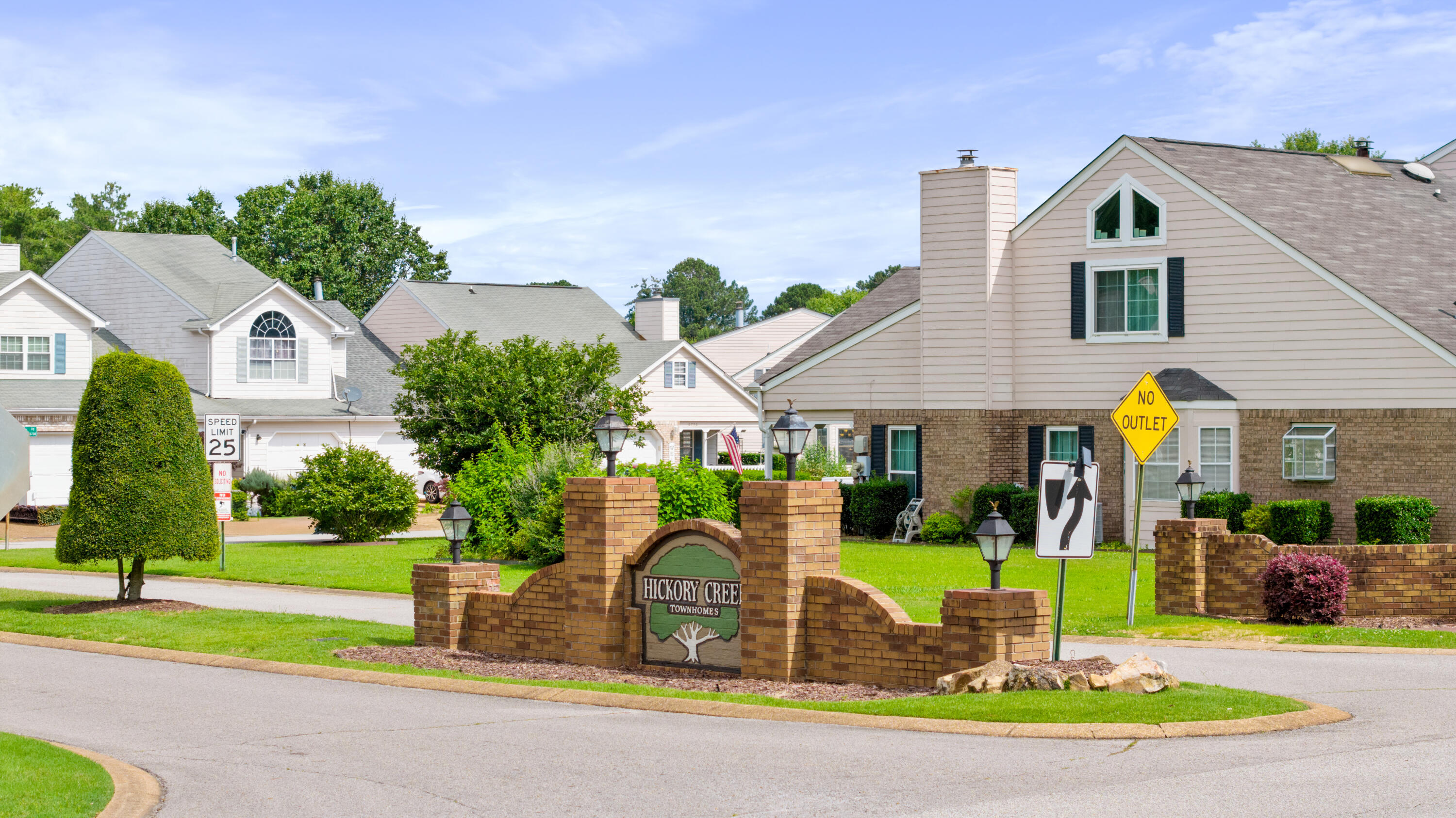 6755 Hickory Creek Road Chattanooga, TN 37421 - Photo 2 of 30 6755 Hickory Creek