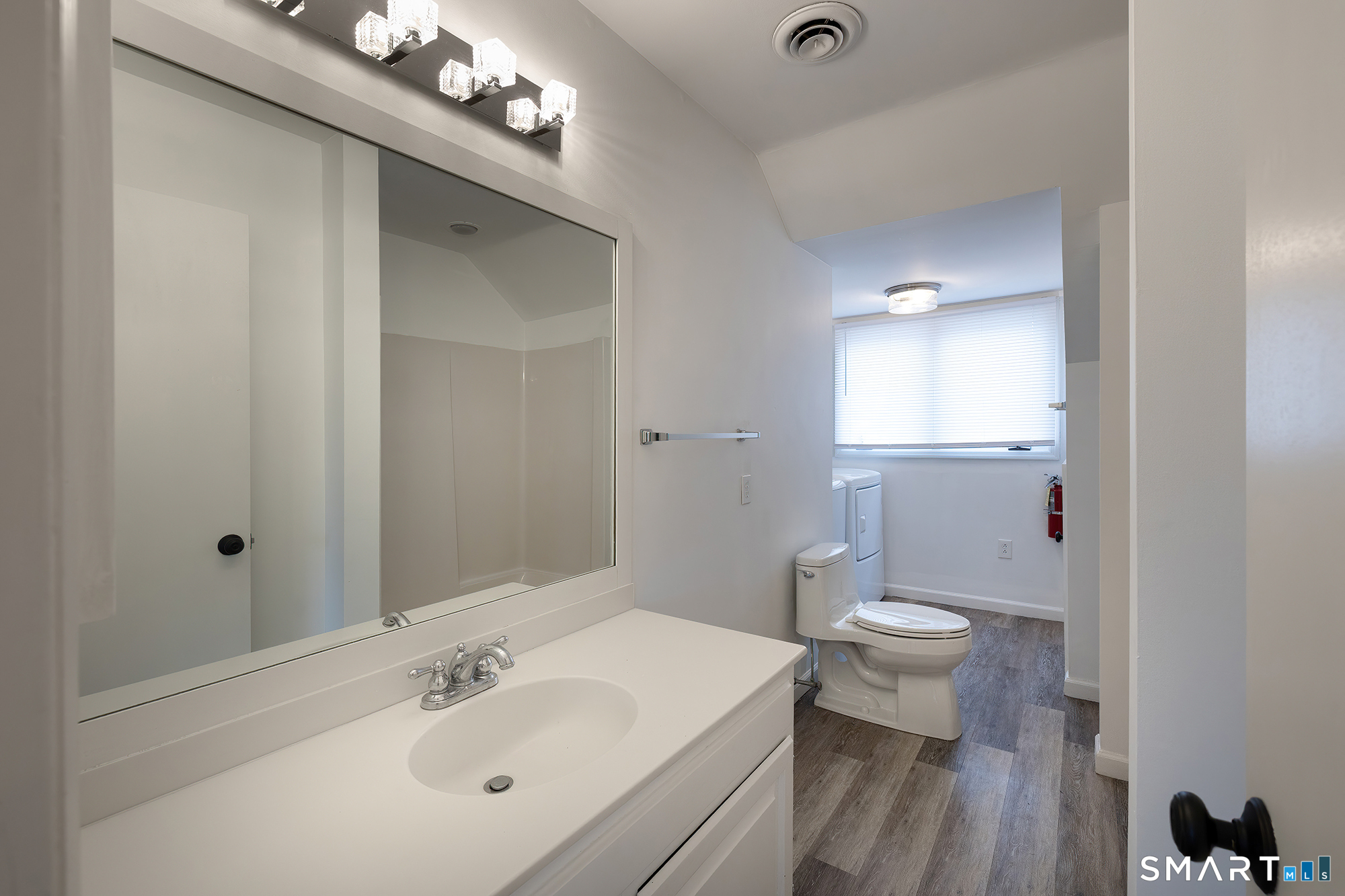 426 Main Street, Unit H Ridgefield, CT 06877 - Photo 17 of 25 Gallery Image 17