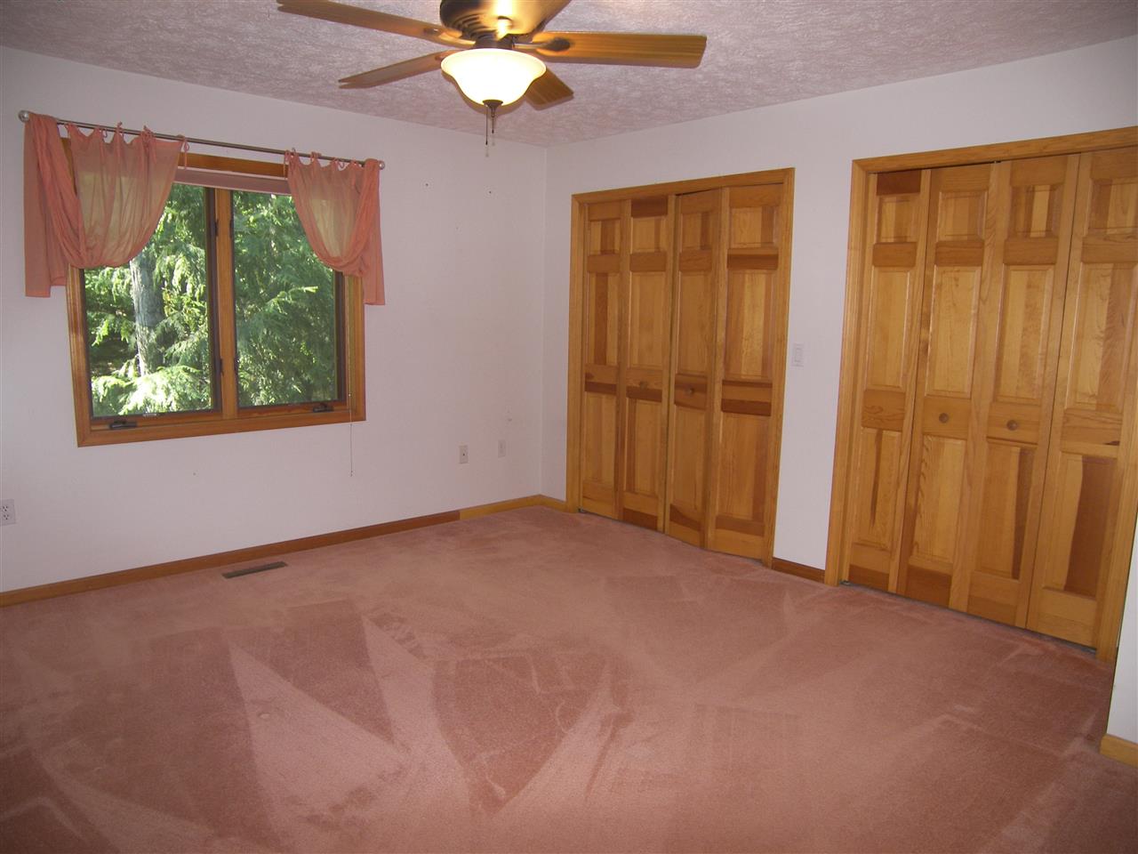 1102 West Hlavka Road Maple City, MI 49664 - Photo 30 of 49 1812586-29.JPG
