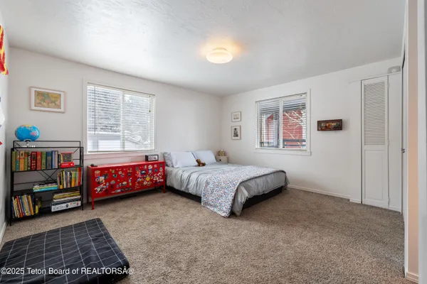 $2,800,000 | 662 East Hansen Avenue, Jackson, WY 83001