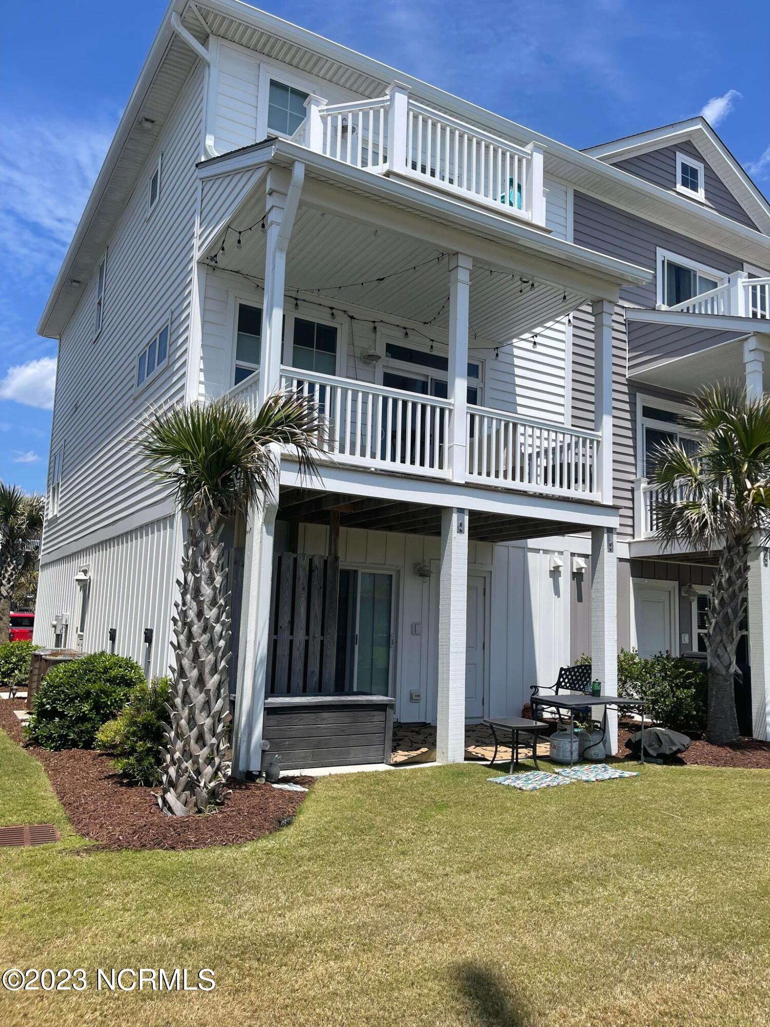 2800 West Fort Macon Road, Unit 5 Atlantic Beach, NC 28512 - Photo 29 of 42 rear view