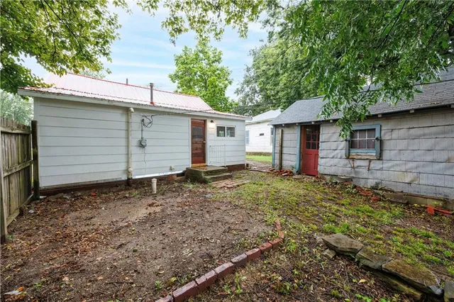 $42,000 | 142 Mill Street, Neodesha, KS 66757