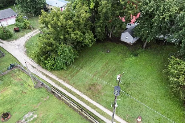 $42,000 | 142 Mill Street, Neodesha, KS 66757