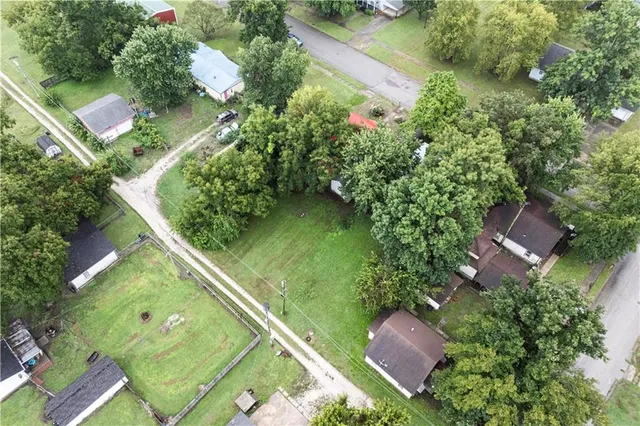 $42,000 | 142 Mill Street, Neodesha, KS 66757