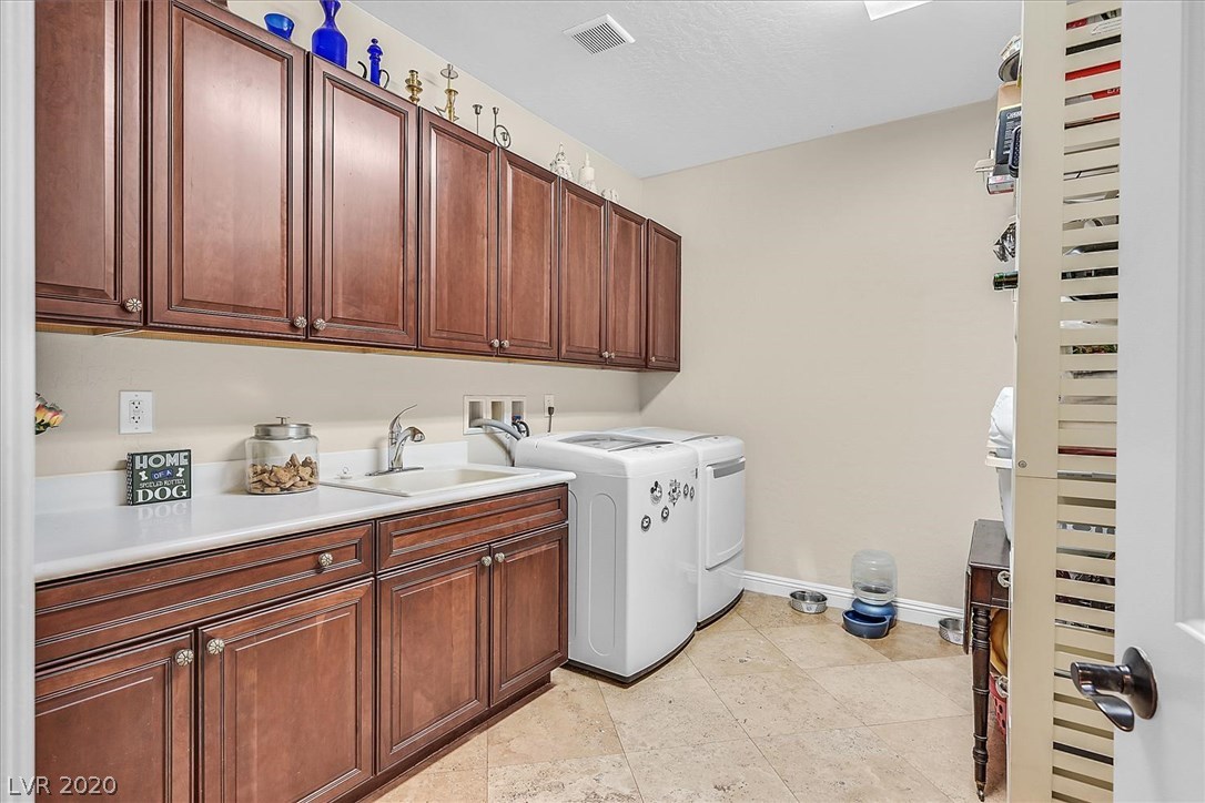 2909 Valvent Court Henderson, NV 89044 - Photo 9 of 46
