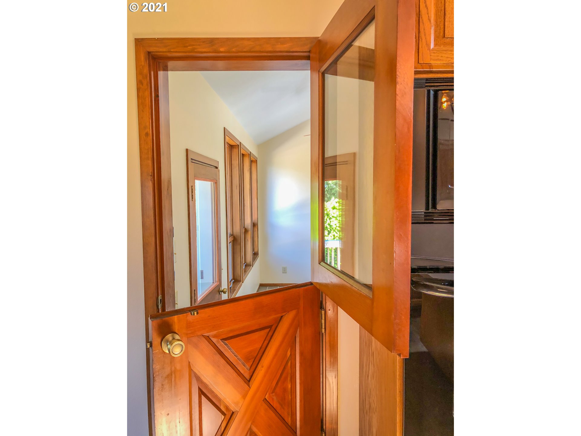 88581 Ocean View Lane Florence, OR 97439 - Photo 10 of 31 Gallery Image 10