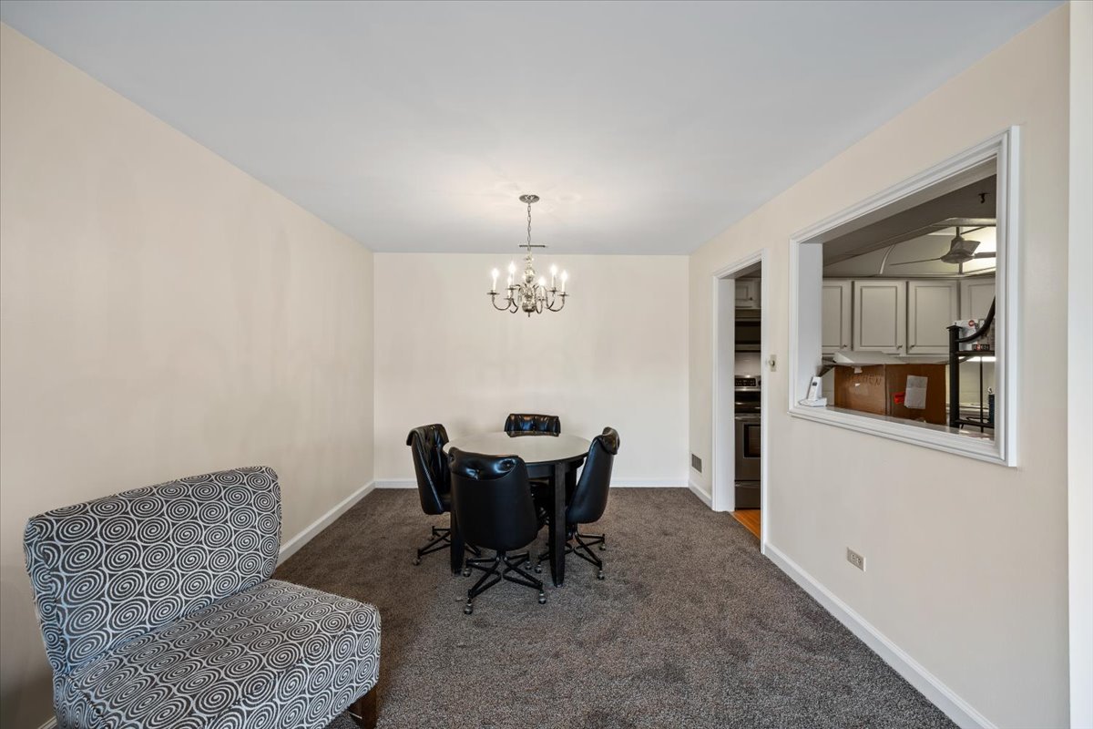 3427 Vollmer Road, Unit 303 Flossmoor, IL 60422 - Photo 11 of 21 Gallery Image 11