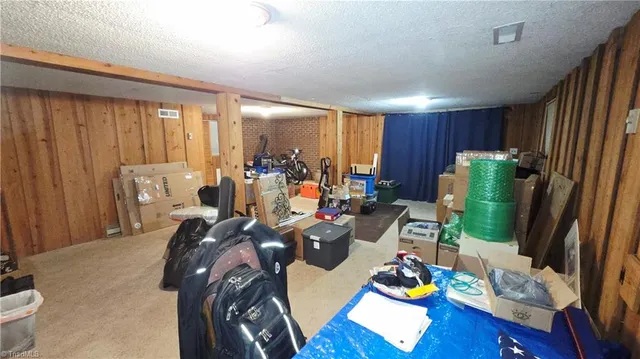 $229,900 | 924 Sportsmans Drive, Winston-Salem, NC 27101