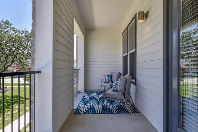 $1,203 | 7880 Highway 290, Unit 8302, Austin, TX 78736