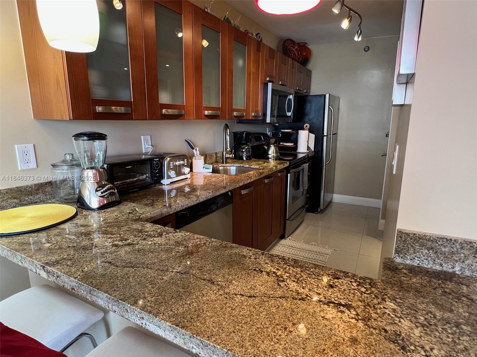 100 Lincoln Road, Unit 1226 Miami Beach, FL 33139 - Photo 18 of 62