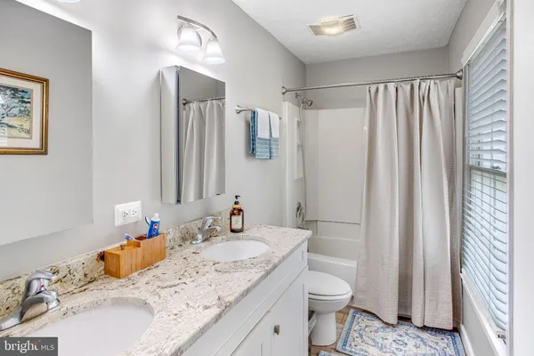 $749,900 | 16099 Deer Park Drive, Dumfries, VA 22025