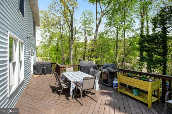 $749,900 | 16099 Deer Park Drive, Dumfries, VA 22025