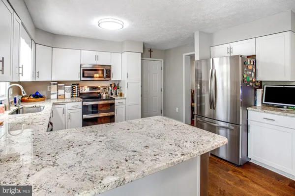 $749,900 | 16099 Deer Park Drive, Dumfries, VA 22025