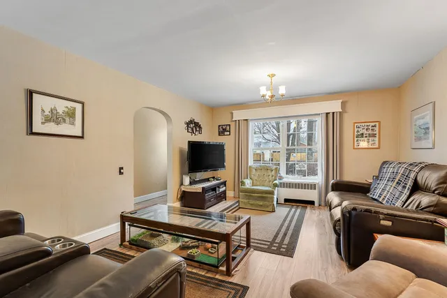 $749,000 | 19 Woodlawn Road, Burlington, VT 05408