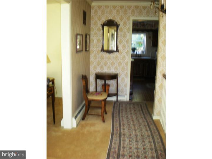 100 Gulph Hills Road Radnor, PA 19087 - Photo 11 of 24 Foyer