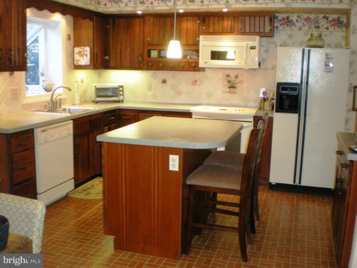 100 Gulph Hills Road Radnor, PA 19087 - Photo 24 of 24 Kitchen