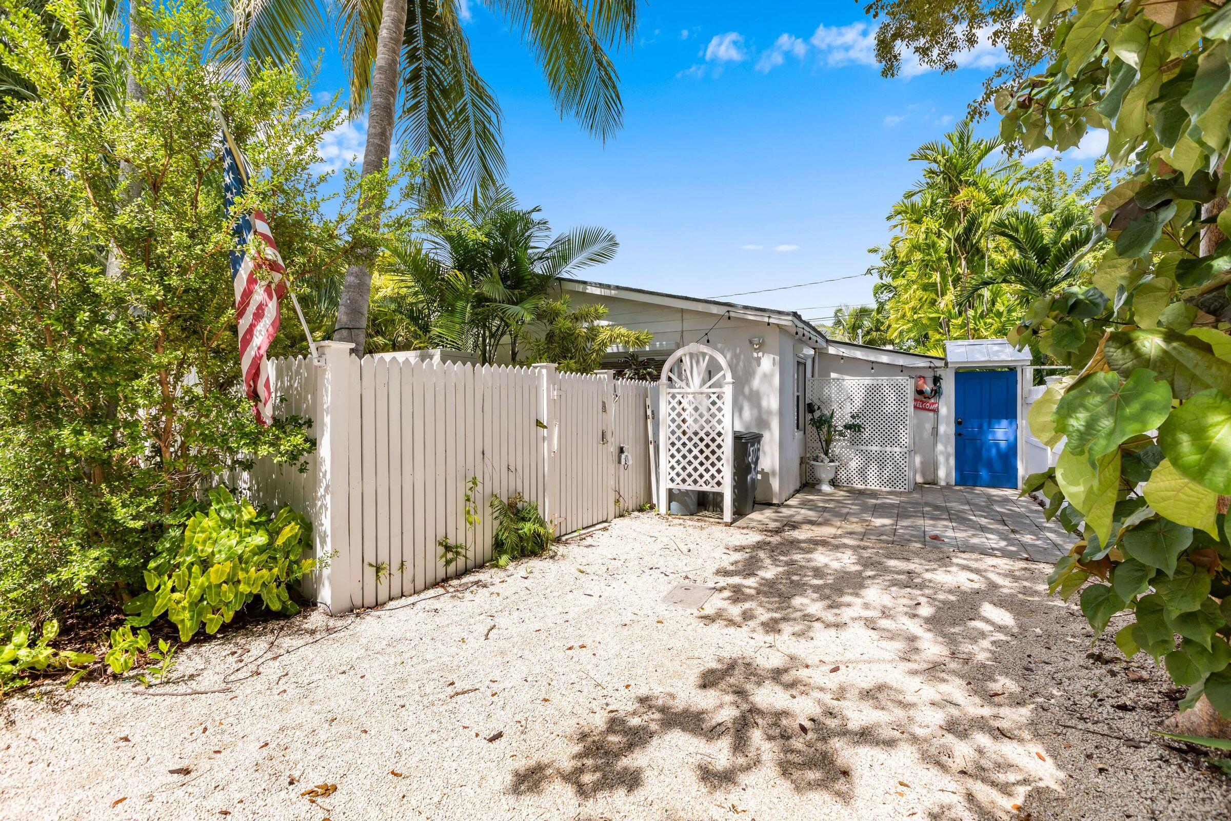 1503 Johnson Street Key West, FL 33040 - Photo 40 of 43 20231001142939849036000000-o