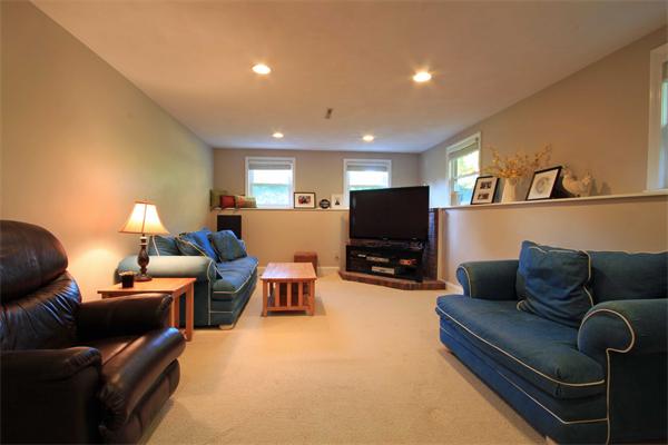 12 Delmar Road Medway, MA 02053 - Photo 12 of 22 Gallery Image 12