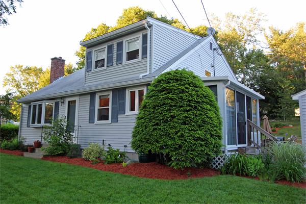 12 Delmar Road Medway, MA 02053 - Photo 3 of 22 Gallery Image 3