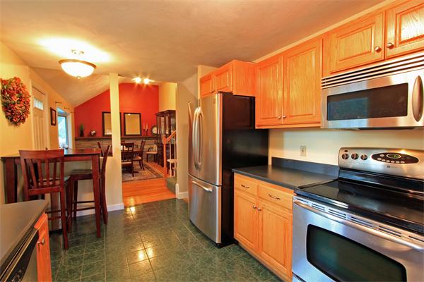 12 Delmar Road Medway, MA 02053 - Photo 4 of 22 Gallery Image 4