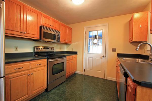 12 Delmar Road Medway, MA 02053 - Photo 6 of 22 Gallery Image 6