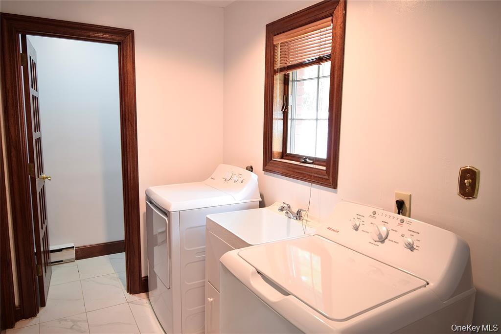 285 Goff Road Livingston Manor, NY 12758 - Photo 21 of 24 a bathroom with a sink and a bathtub
