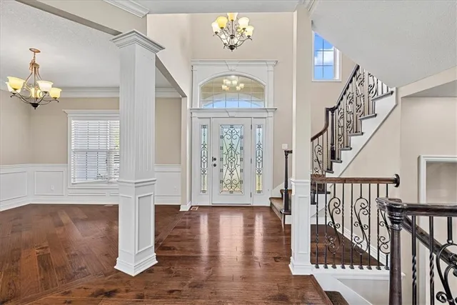 $780,000 | 11307 West 158th Terrace, Overland Park, KS 66221