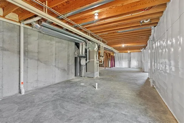 $780,000 | 11307 West 158th Terrace, Overland Park, KS 66221