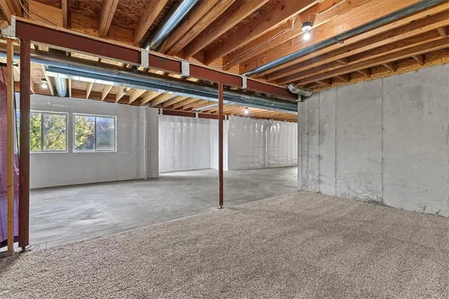 $780,000 | 11307 West 158th Terrace, Overland Park, KS 66221