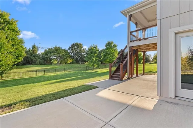 $780,000 | 11307 West 158th Terrace, Overland Park, KS 66221