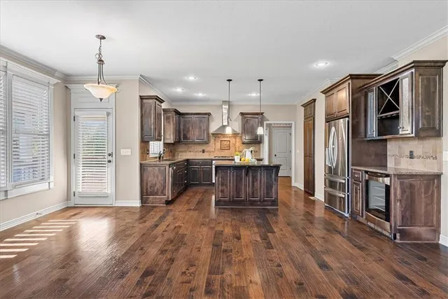 $780,000 | 11307 West 158th Terrace, Overland Park, KS 66221