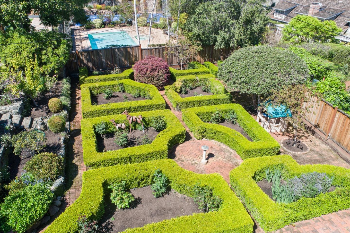 426 El Arroyo Road Hillsborough, CA 94010 - Photo 48 of 50