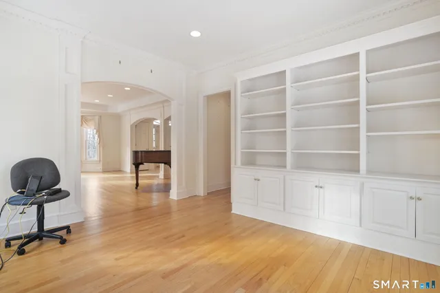 $1,399,900 | 40 Puritan Road, Trumbull, CT 06611