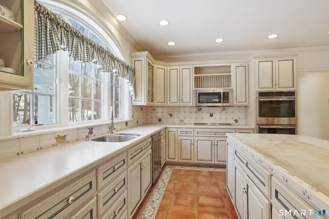 $1,399,900 | 40 Puritan Road, Trumbull, CT 06611