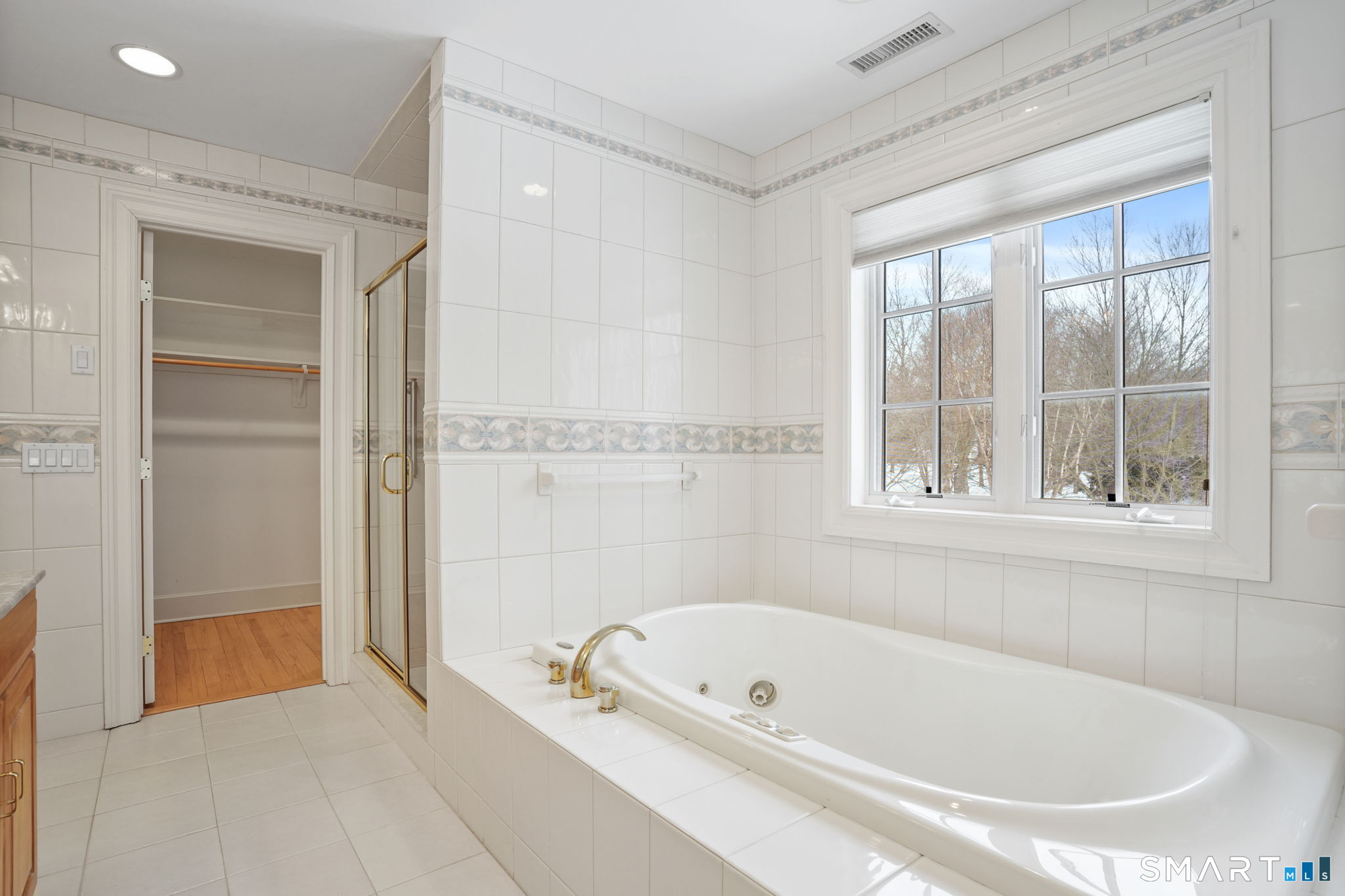 40 Puritan Road Trumbull, CT 06611 - Photo 26 of 40