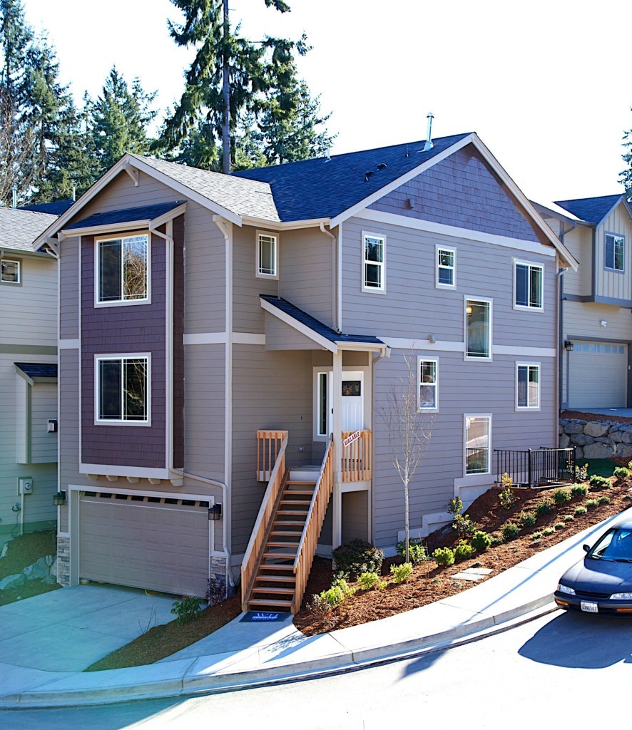 1506 Pierce Avenue Northeast Renton, WA 98056 - Photo 1 of 17 Gallery Image 1