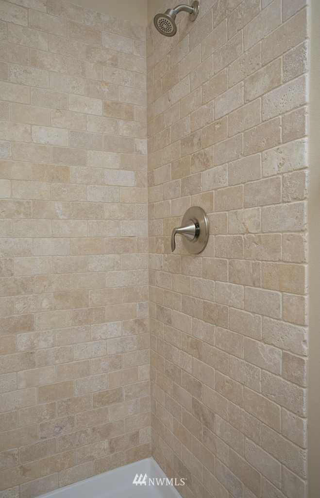 1506 Pierce Avenue Northeast Renton, WA 98056 - Photo 10 of 17 Gallery Image 10