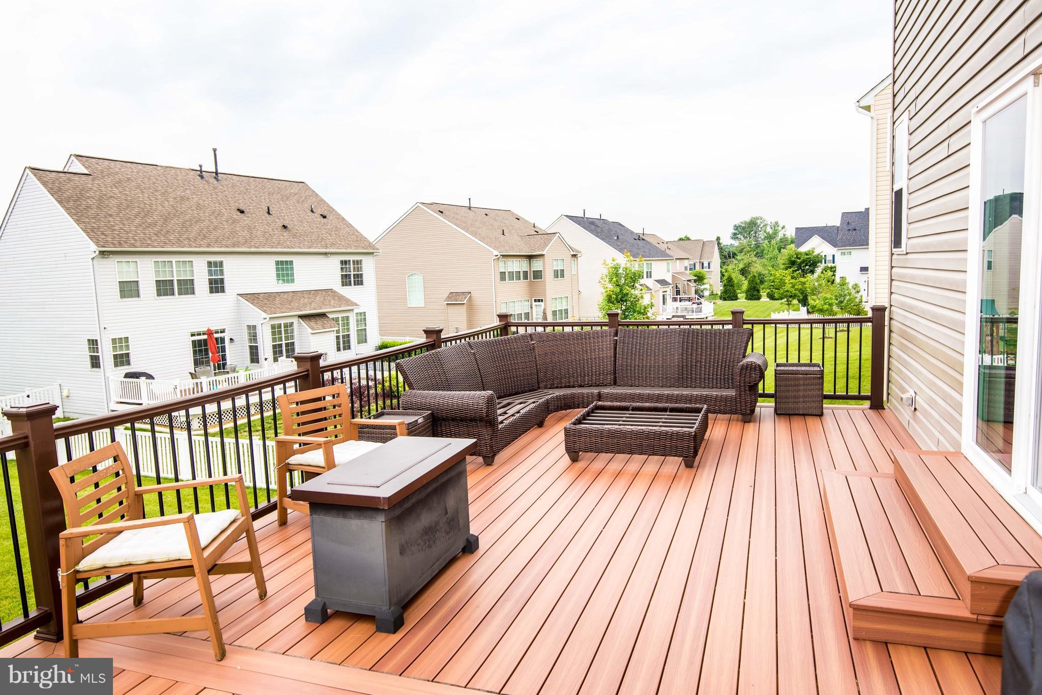 2372 Sweet Meadow Road Baltimore, MD 21209 - Photo 4 of 30 Exterior (Rear) Large 574 sq. ft. Trex style deck