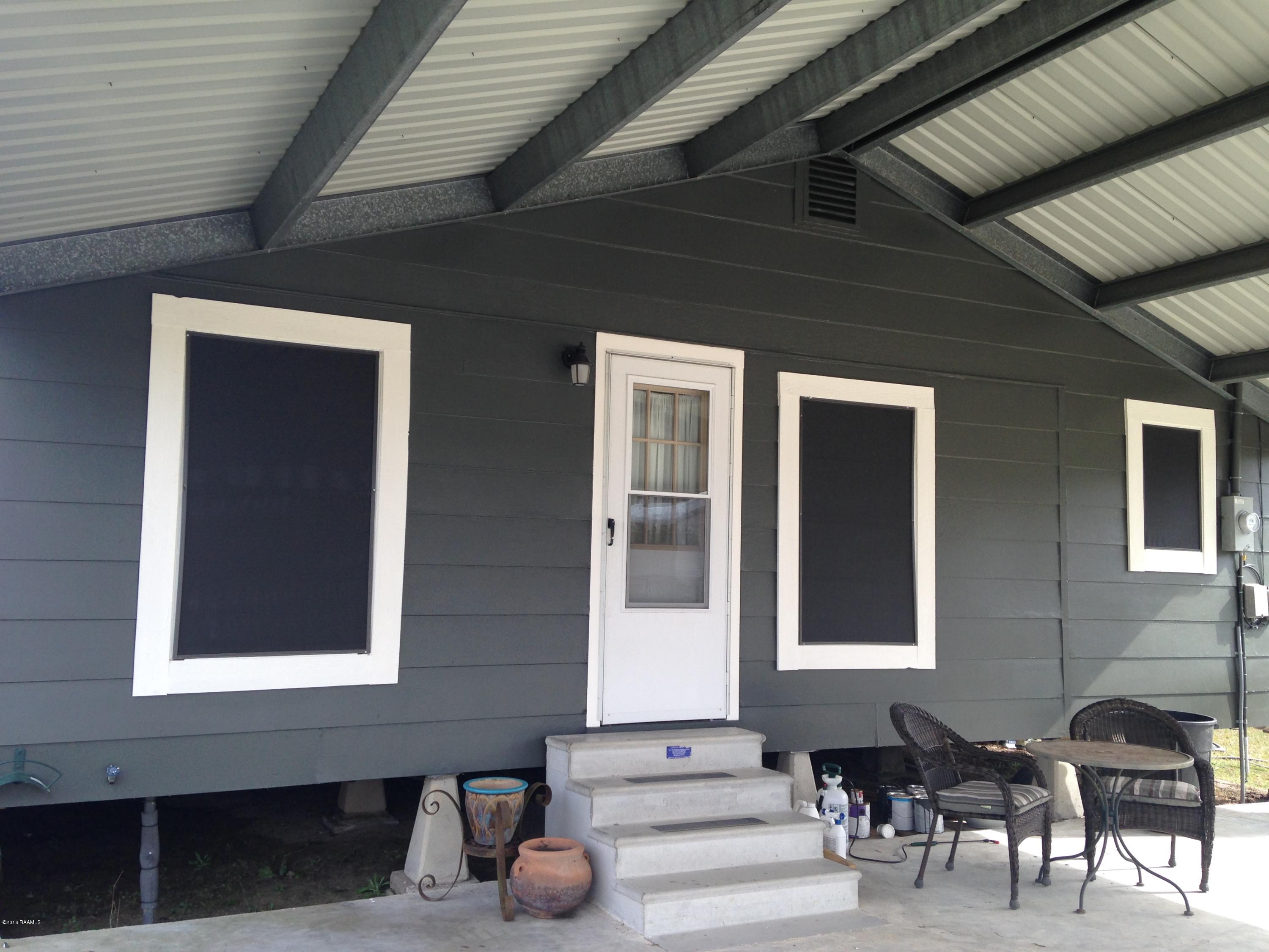 1098 Huval Road Breaux Bridge, LA 70517 - Photo 5 of 16 IMG_8587