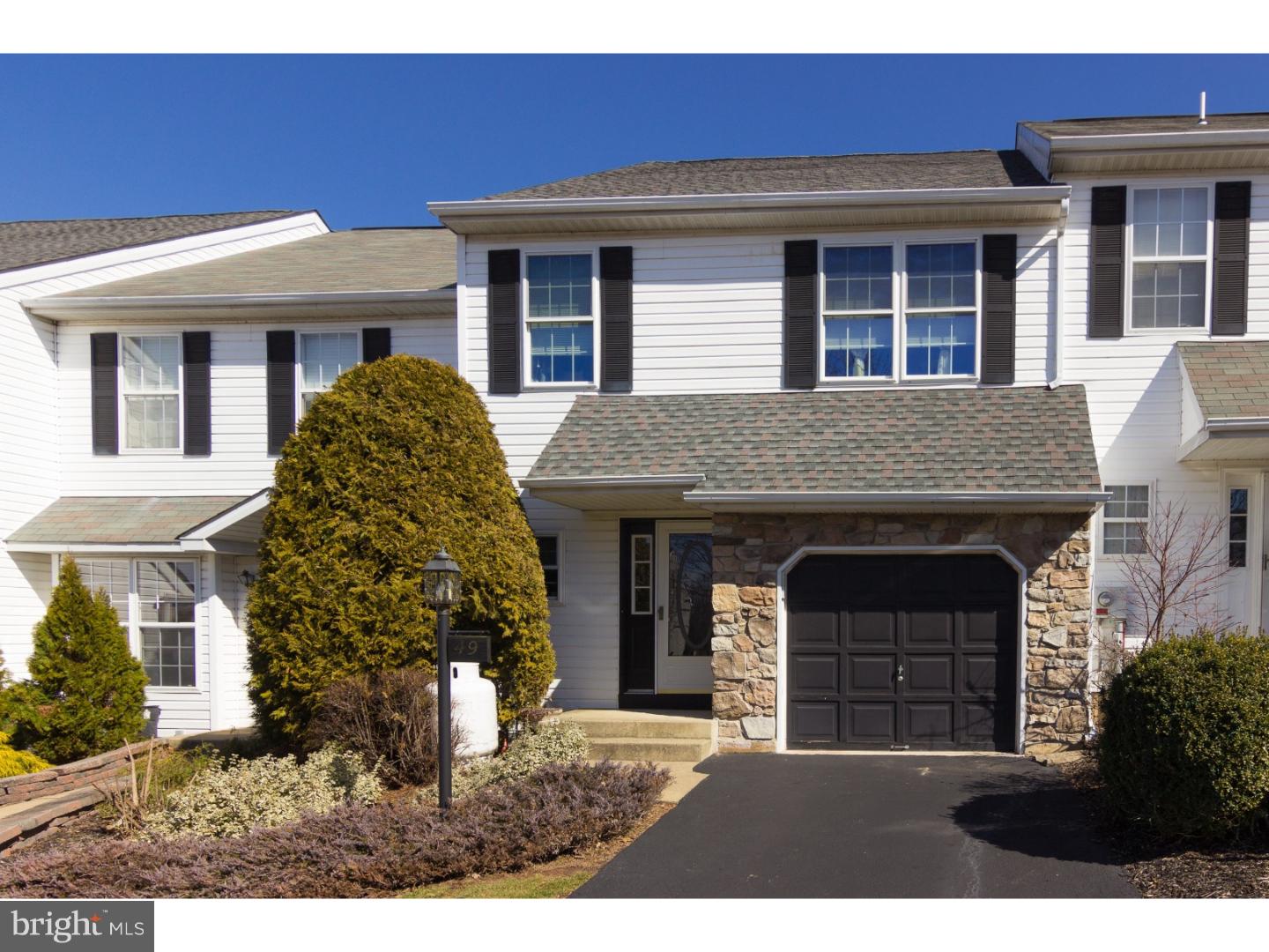 49 Country Road Perkasie, PA 18944 - Photo 1 of 22 Exterior Front